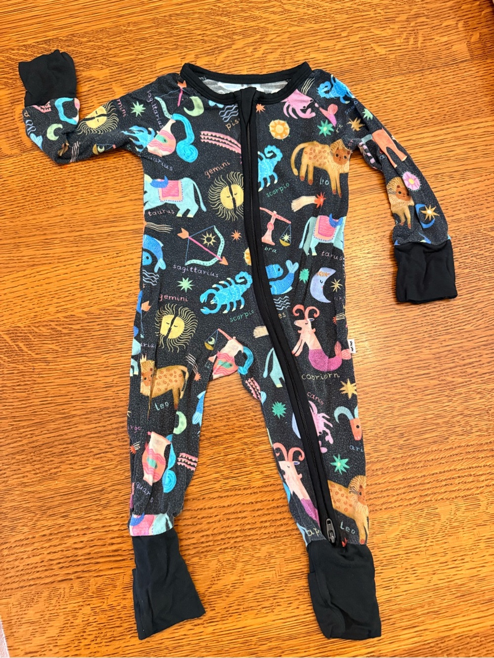 Little Sleepies Star Signs Zodiak bamboo Zippy 0-6 months